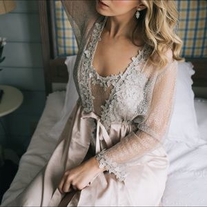 Night gown with robe